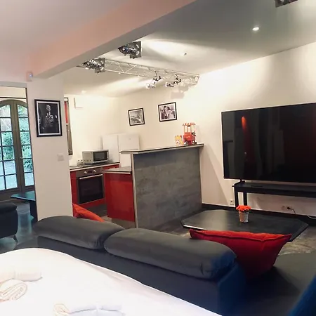 Bagatelle De La Cote Fleurie *