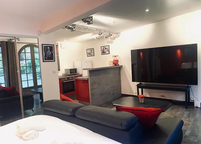 Bagatelle De La Cote Fleurie *