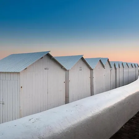 Bagatelle De La Cote Fleurie Holiday home *
