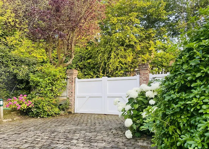 Bagatelle De La Cote Fleurie Вилле-сюр-Мер